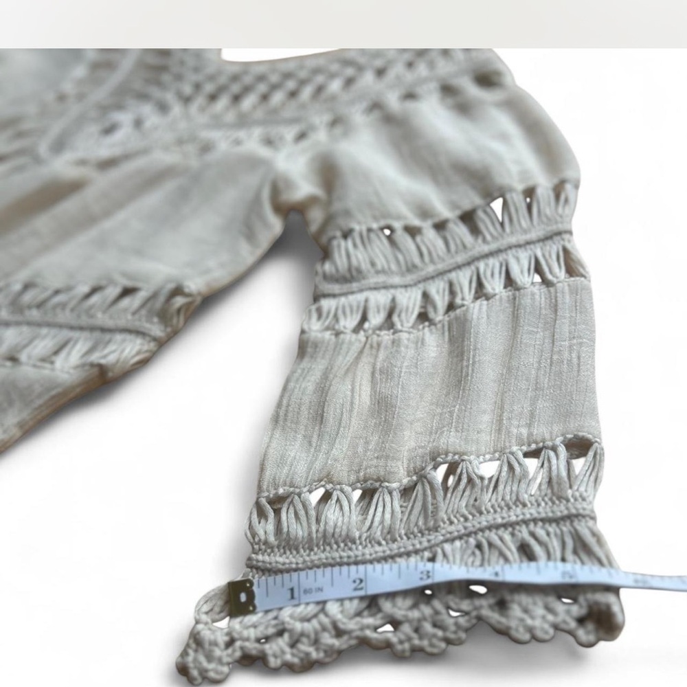 Ethereal Western Cream Crochet Eyelet Top 3/4 Sleeves Renaissance Size M Boho - Picture 5 of 6